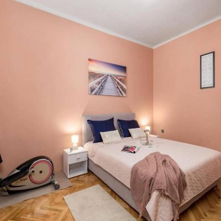 Apartman Karesa -Rijeka Buitenkant foto